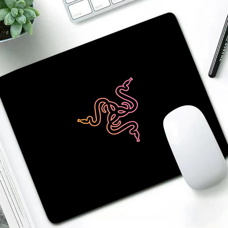 Gaming Keyboard Noise - Razer 高級マウスパッド アニメ ゲーマー デスクマット PC